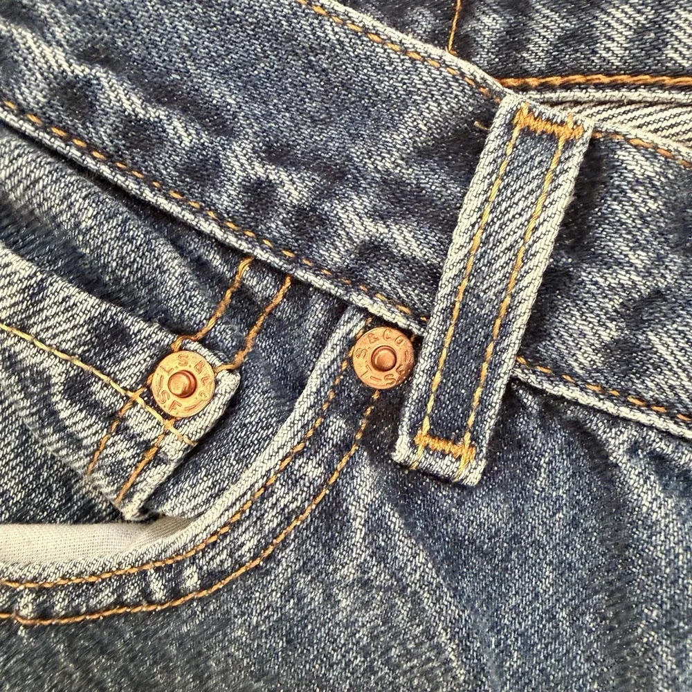 Levi's 550 Relaxed Fit Jeans 36x36 Y2K Era Made‎ in Haiti